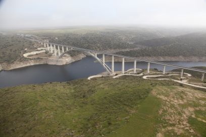 El viaducto de Almonte, construido por FCC, galardonado en los Premios de Ingeniería ACHE