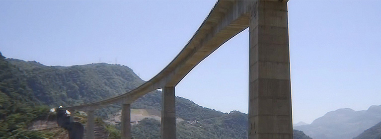 Nuevo Necaxa motorway. Mexico