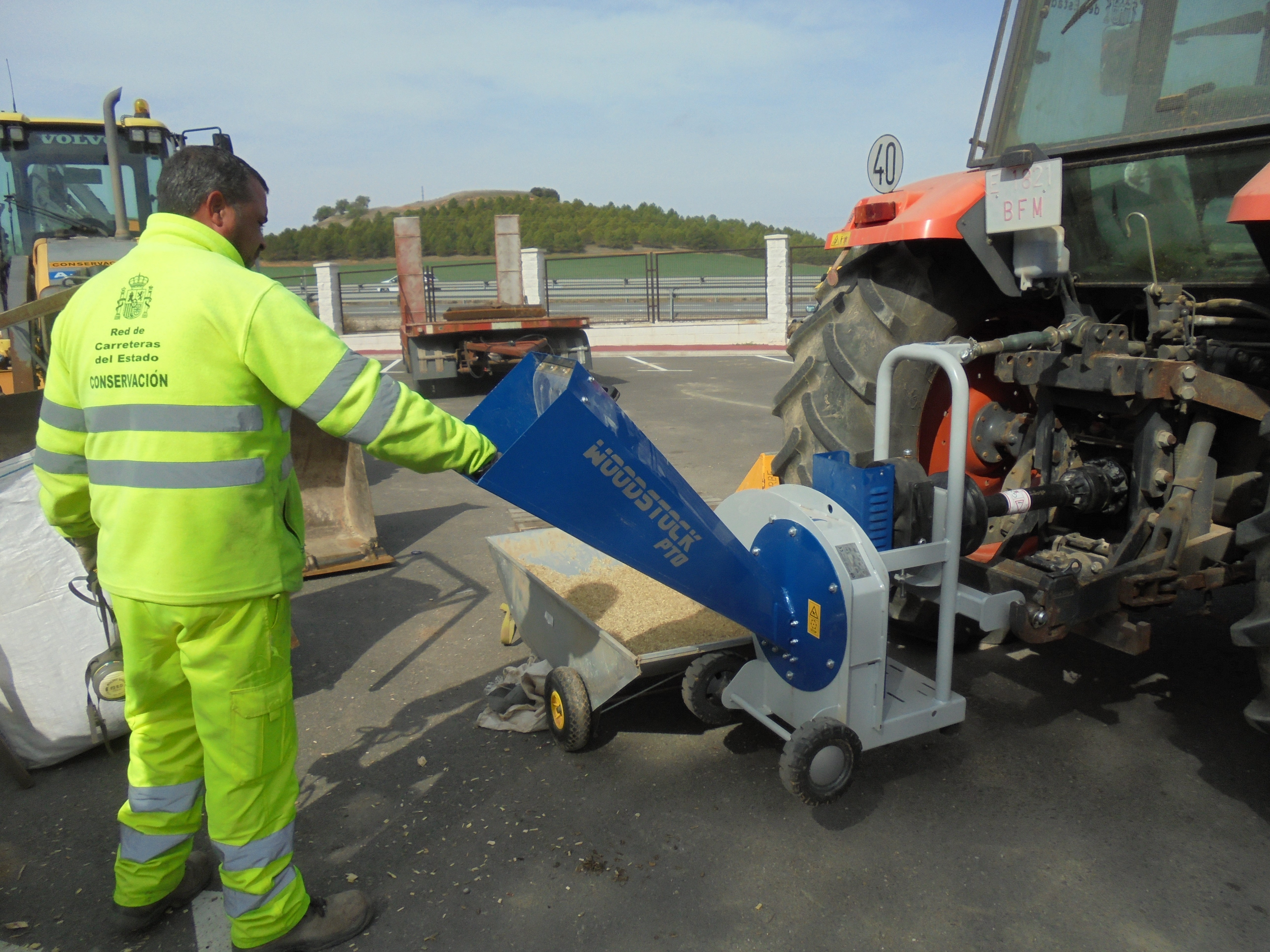 Second phase of crushing to produce sawdust