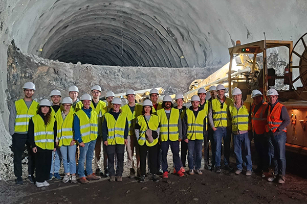 Estudiantes de la Universidad de Aachen visitan el proyecto “Anillo Insular de Tenerife” (Canarias)