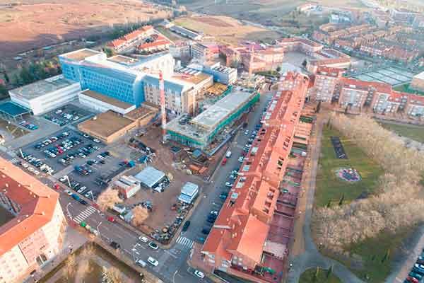 The project of socio-labor insertion of the work “extension and reform of the hospital of Soria”, executed by FCC Construcción, selected as an example of good practices by the European Commission
