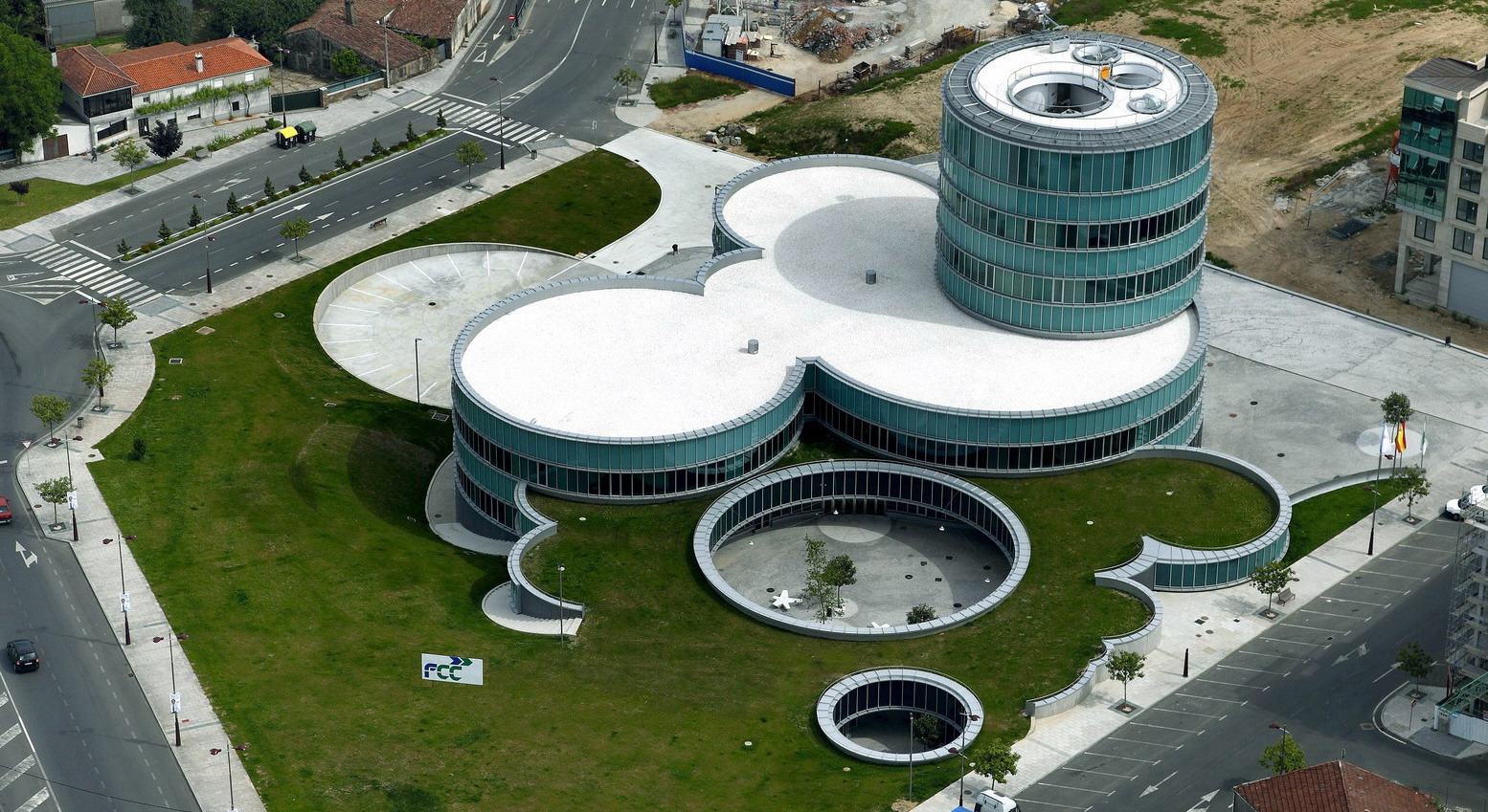 La XII Bienal de Arquitectura premia al Concello de Lalín, construido por FCC