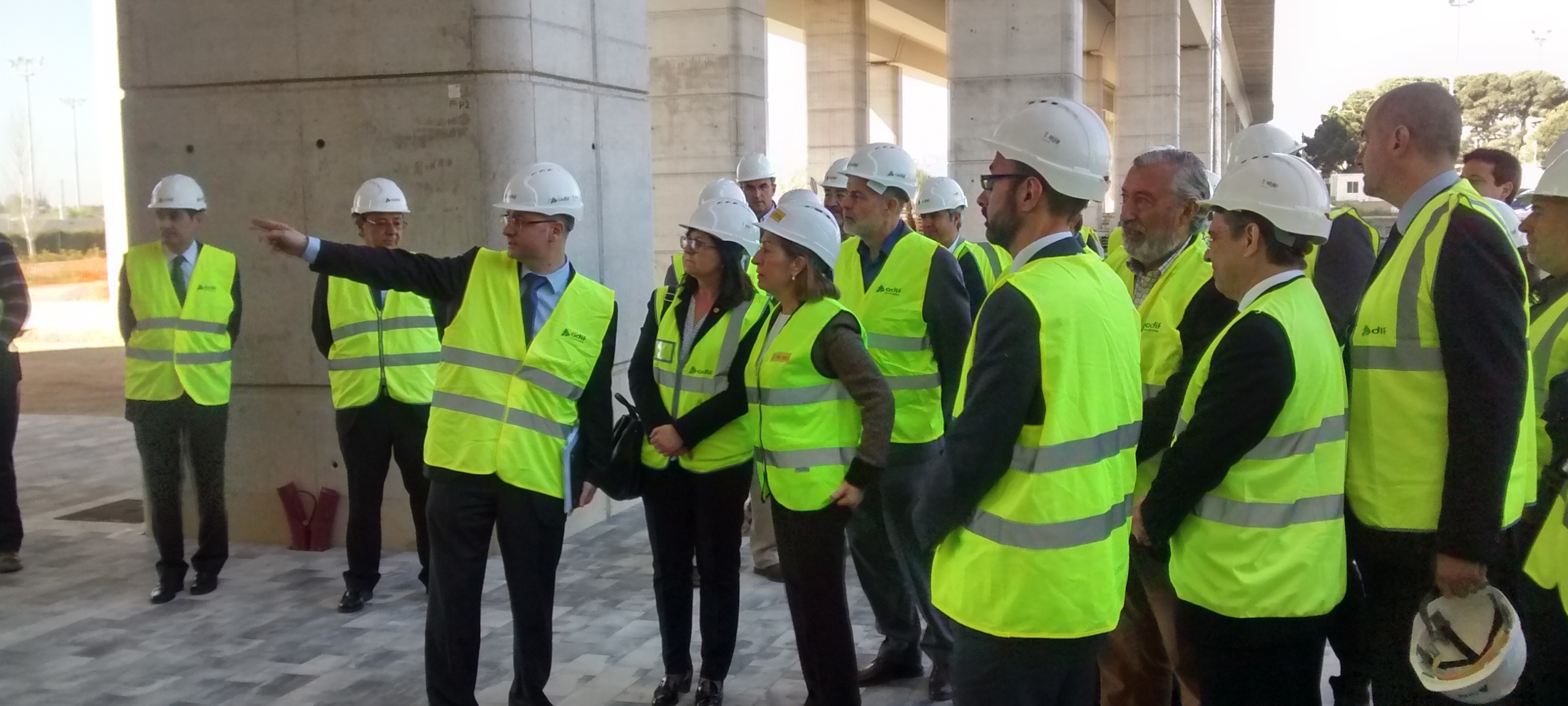 La ministra de Fomento visita el tramo del AVE Corredor Mediterráneo, ejecutado por FCC en Tarragona
