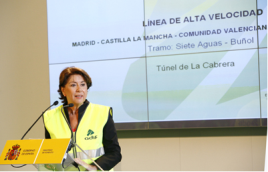 La Ministra de Fomento  ha asistido al cale del túnel de La Cabrera (Valencia)