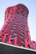 Hotel Porta Fira wins the 2010 Emporis Skyscraper Award