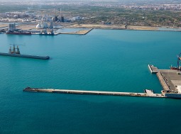 FCC ultima las obras del dique de cierre en el puerto de Castellón