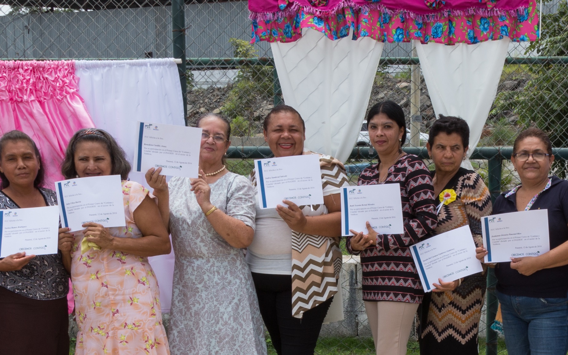 FCC y el INADEH realizan un curso de modistería para las comunidades de la cantera de La Valdeza en Panamá