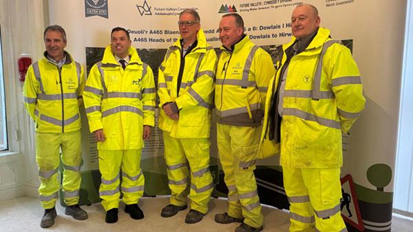 The A465 dual carriageway widening project (Wales, United Kingdom) receives a visit from the Government's Transport Minister